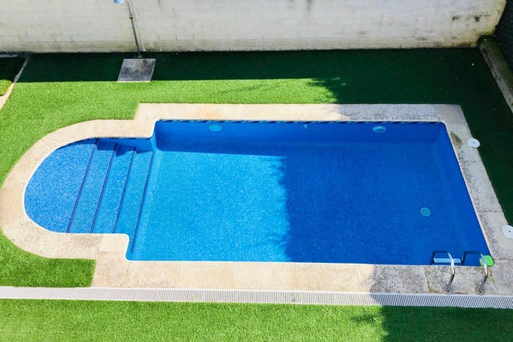 Apartment Con Piscina Y Terraza Al Lado De La Playa